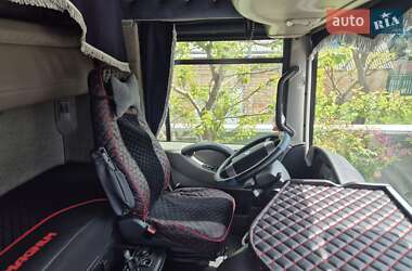 Тентований Renault Magnum 2013 в 