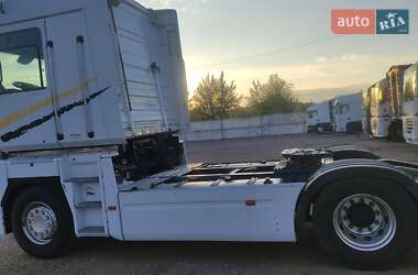 Тягач Renault Magnum 2011 в Прилуках