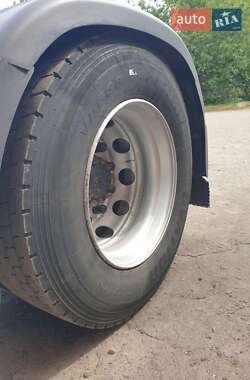 Тягач Renault Magnum 2006 в 