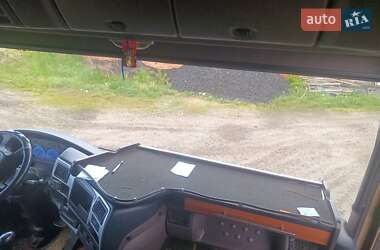 Тягач Renault Magnum 2004 в 