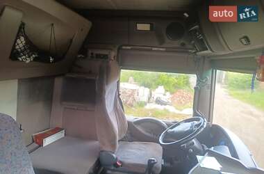 Тягач Renault Magnum 2004 в 