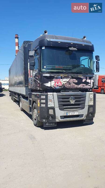 Тягач Renault Magnum 2010 в 