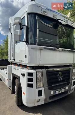 Тягач Renault Magnum 2012 в Хусте