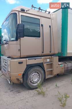 Тягач Renault Magnum 2002 в 