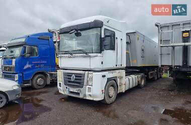 Тягач Renault Magnum 2012 в Иршаве