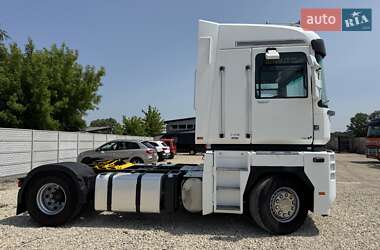 Тягач Renault Magnum 2010 в 