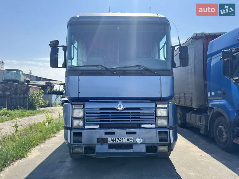 Renault Magnum 1998