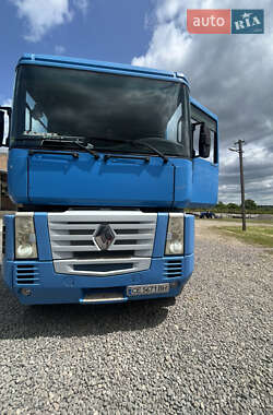 Грузовой фургон Renault Magnum 2003 в 