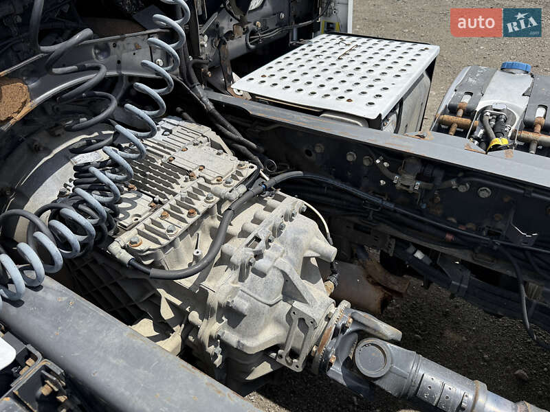 Тягач Renault Magnum 2011 в Киеве