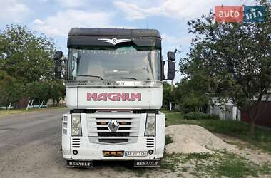 Тягач Renault Magnum 2006 в Днепре