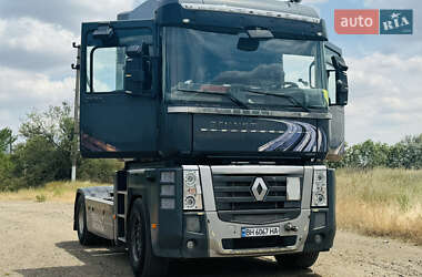 Тягач Renault Magnum 2010 в 