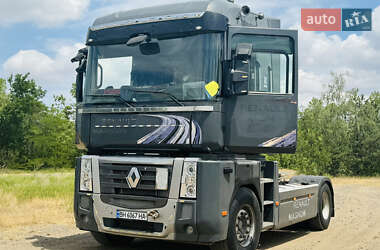 Тягач Renault Magnum 2010 в 