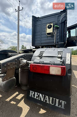 Тягач Renault Magnum 2010 в 