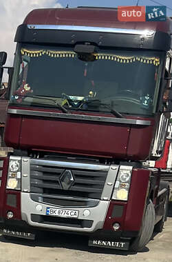 Тягач Renault Magnum 2010 в 