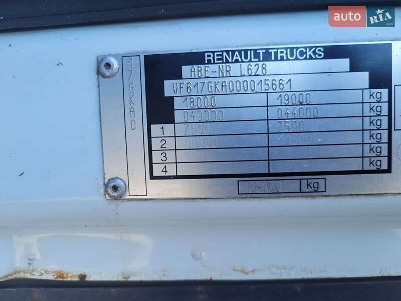 Тягач Renault Magnum 2009 в Ізяславі