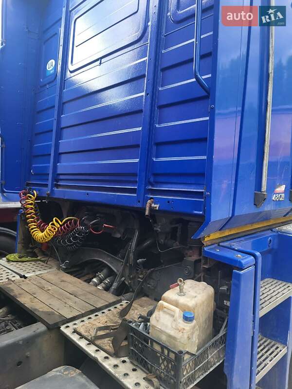 Тягач Renault Magnum 2006 в Чернигове