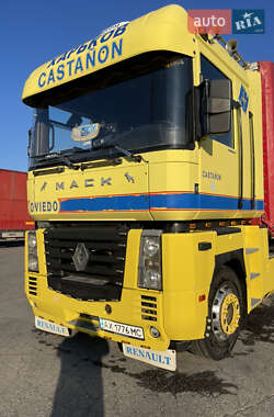 Тентованый Renault Magnum 2003 в 