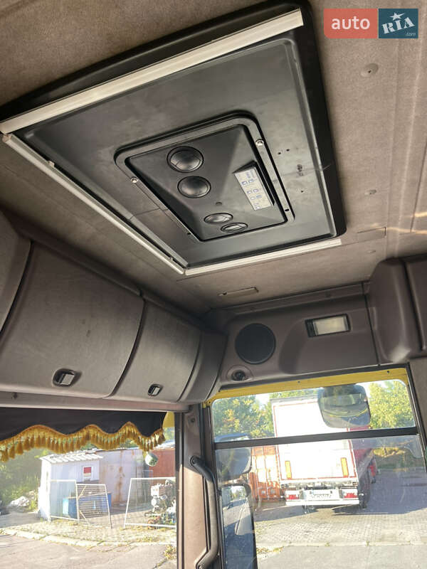 Тентованый Renault Magnum 2003 в Харькове