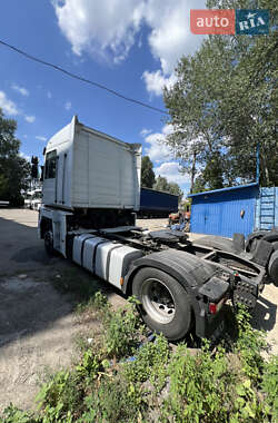 Тягач Renault Magnum 2012 в 