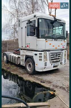 Тягач Renault Magnum 2005 в Шепетівці