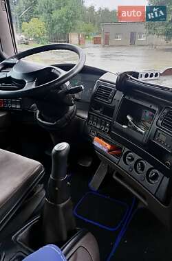 Тентованый Renault Magnum 2001 в 
