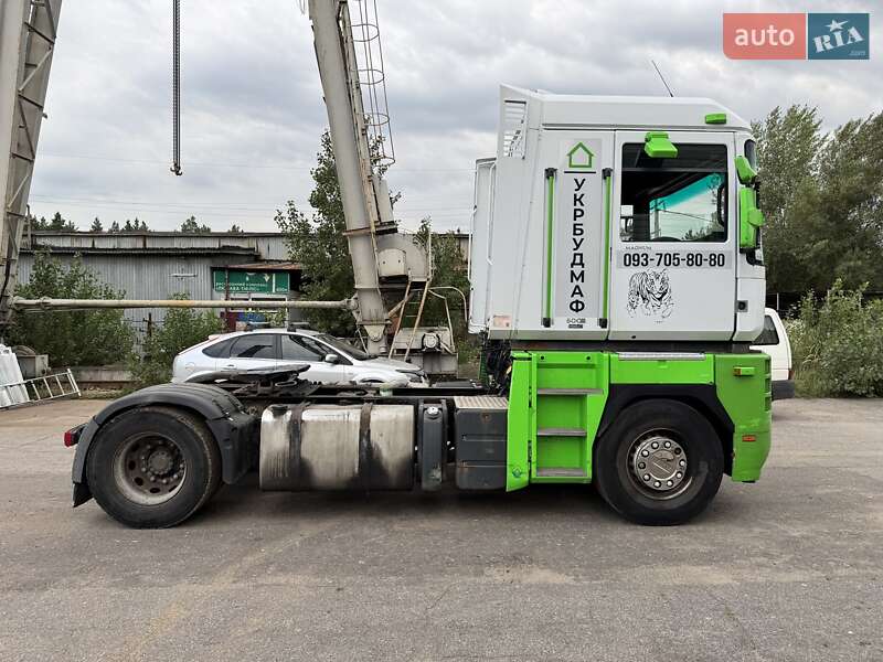 Автовоз Renault Magnum 2008 в 