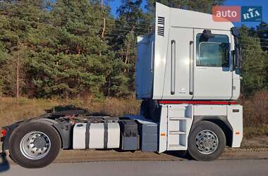 Тягач Renault Magnum 2011 в 