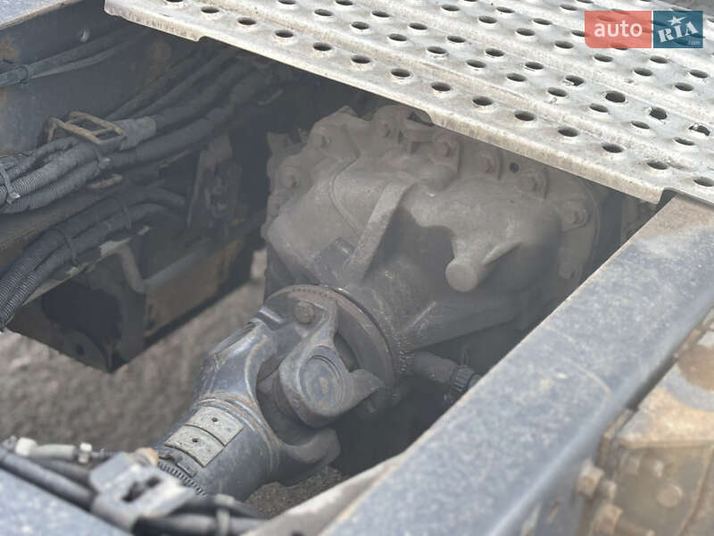 Тягач Renault Magnum 2008 в Львове