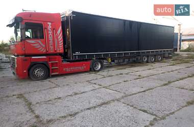 Тягач Renault Magnum 2011 в 