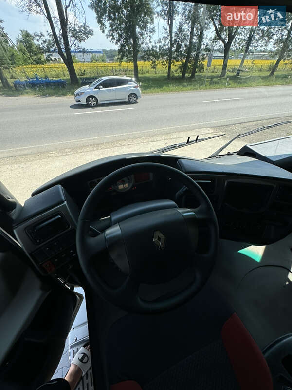 Тягач Renault Magnum 2013 в Черновцах