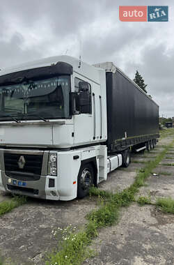 Тягач Renault Magnum 2011 в Буске