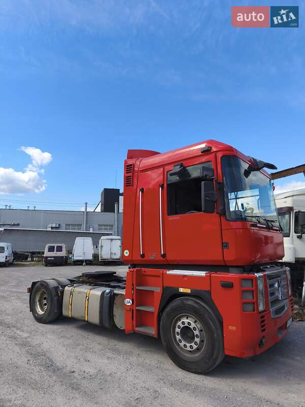 Тягач Renault Magnum 2008 в Черкассах