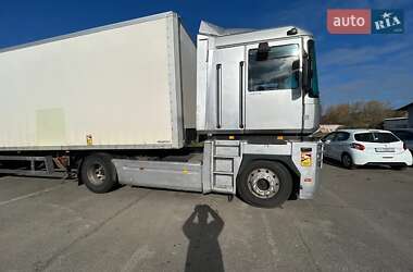 Тягач Renault Magnum 2005 в 