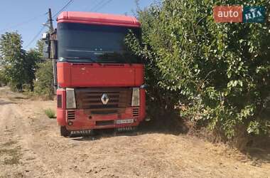 Тягач Renault Magnum 2004 в Еланце