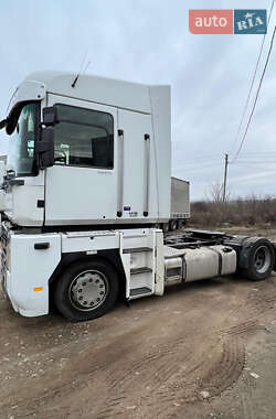 Тягач Renault Magnum 2010 в 