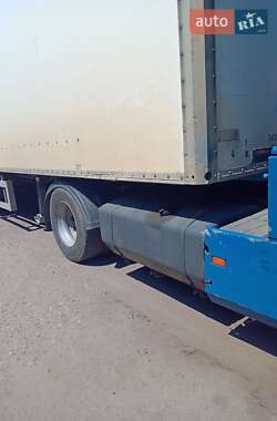 Тягач Renault Magnum 2000 в 