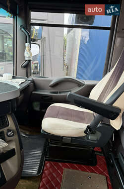 Тягач Renault Magnum 2007 в 