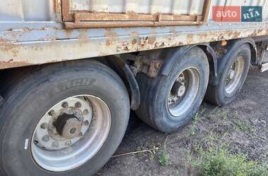 Зерновоз Renault Magnum 2005 в 