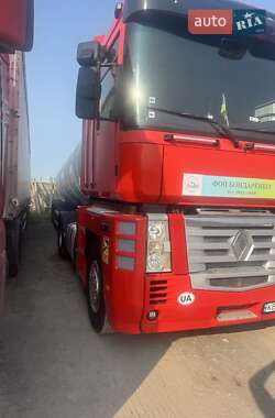 Тягач Renault Magnum 2007 в Дніпрі