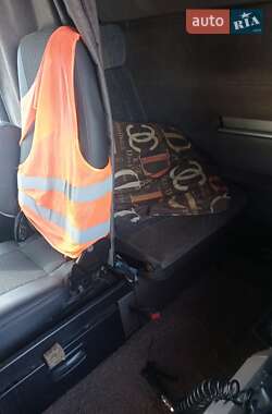 Тягач Renault Magnum 2005 в 