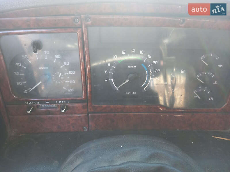 Контейнеровоз Renault Magnum 2001 в Черкассах