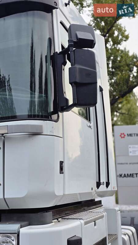 Тягач Renault Magnum 2013 в Каменском
