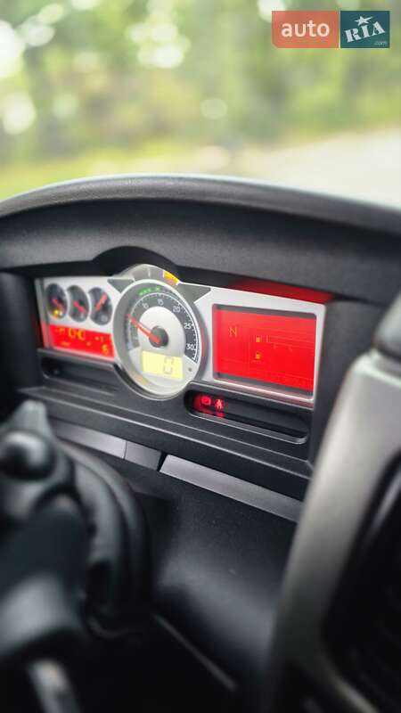 Тягач Renault Magnum 2013 в Каменском