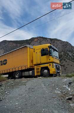 Тягач Renault Magnum 2011 в 