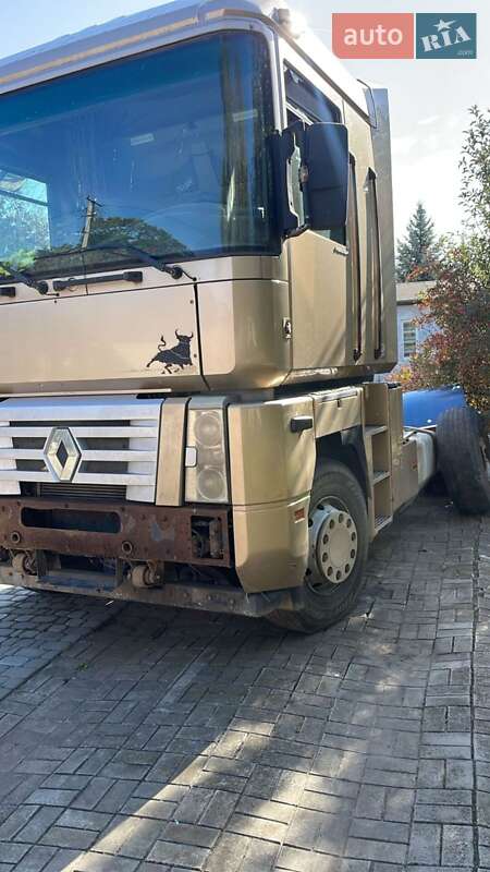 Тягач Renault Magnum 2003 в Харькове