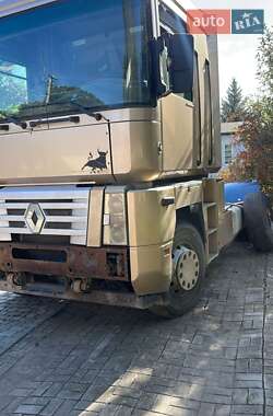 Тягач Renault Magnum 2003 в 