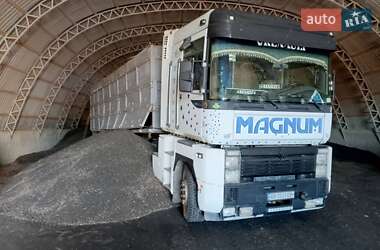 Зерновоз Renault Magnum 1998 в Шпикове