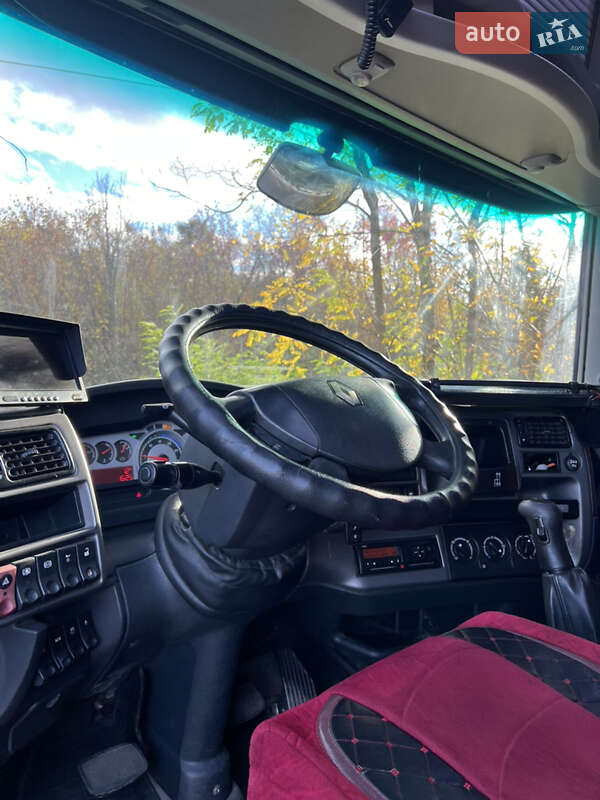 Тягач Renault Magnum 2008 в Черкасах