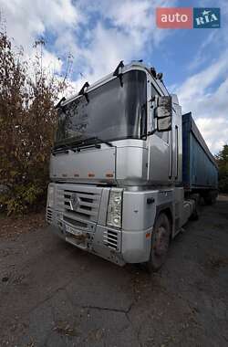 Зерновоз Renault Magnum 2002 в 