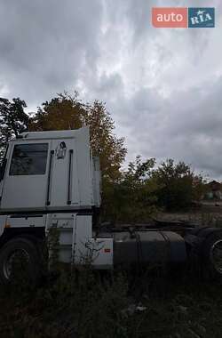 Зерновоз Renault Magnum 2004 в 